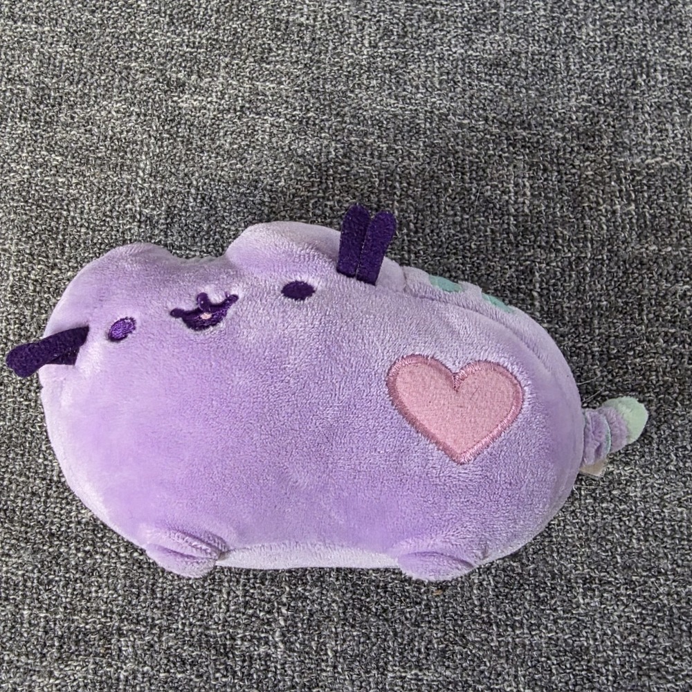 GUND Plush Mini 6" PUSHEEN Cat Pastel Purple Pink Heart Stuffed Toy EUC